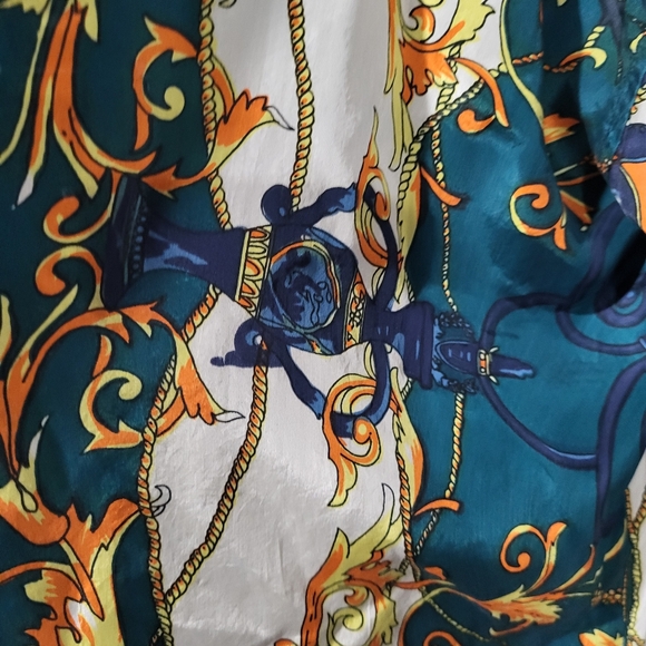 Vintage mixed print silk blouse in size L - Picture 4 of 5